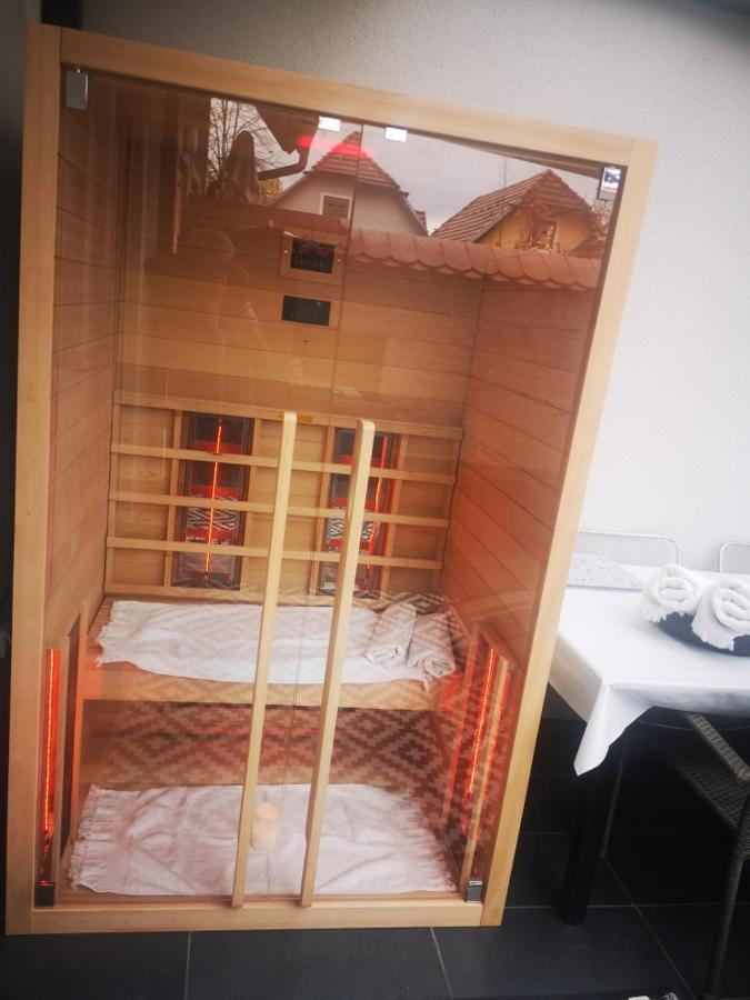 Апарт отель Aparthouse Alfa1 Чатеж-об-Сави Экстерьер фото